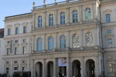 Fassade des Museums Barberini am Alten Markt